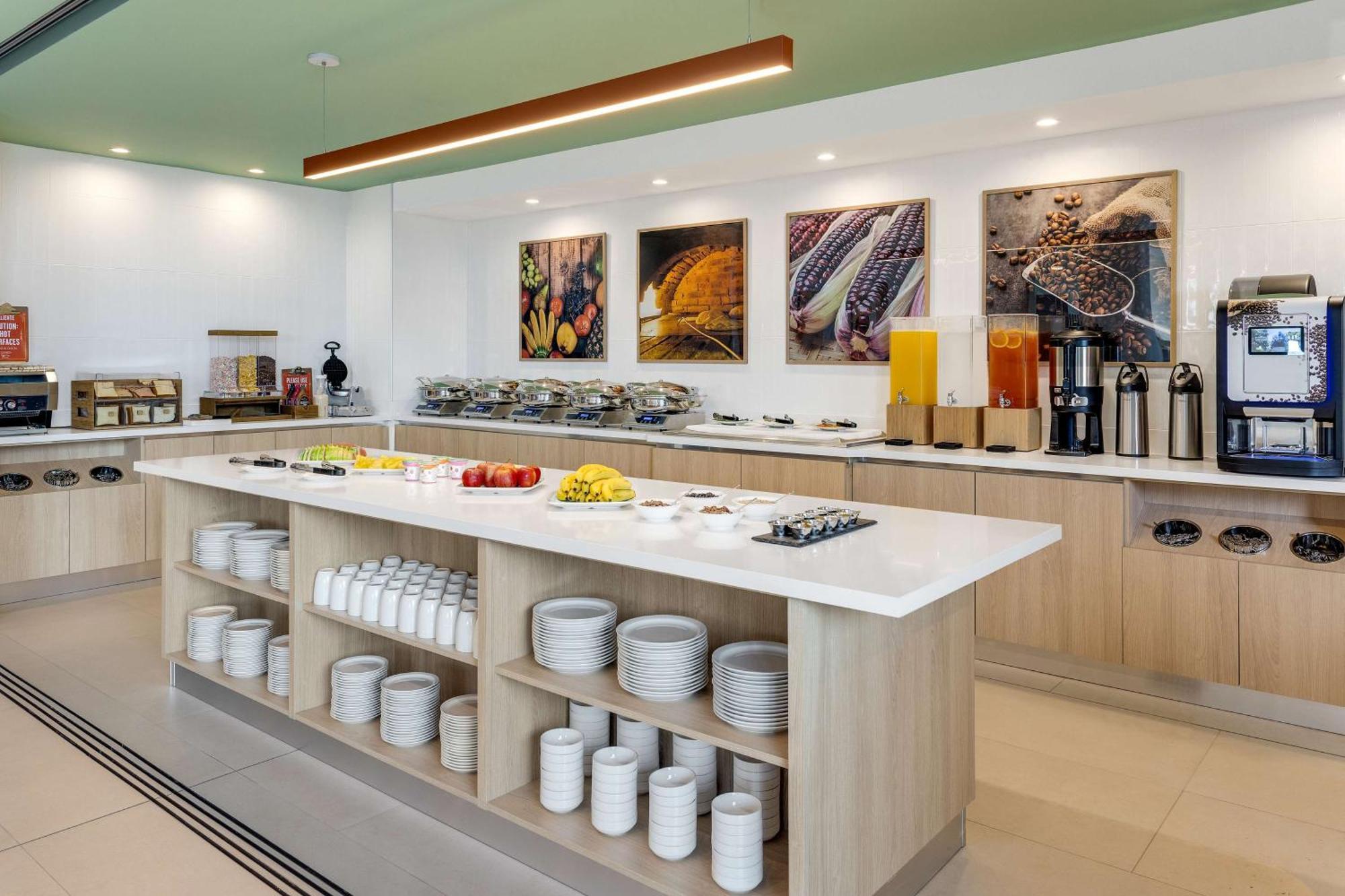 Hampton By Hilton Guanacaste Airport 호텔 리베리아 외부 사진
